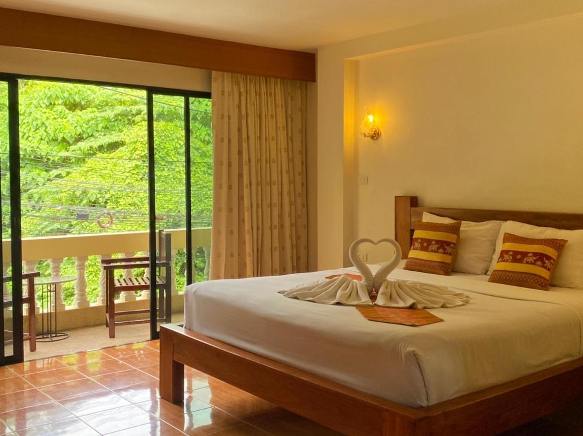 Kata View Guest House Phuket Bagian luar foto