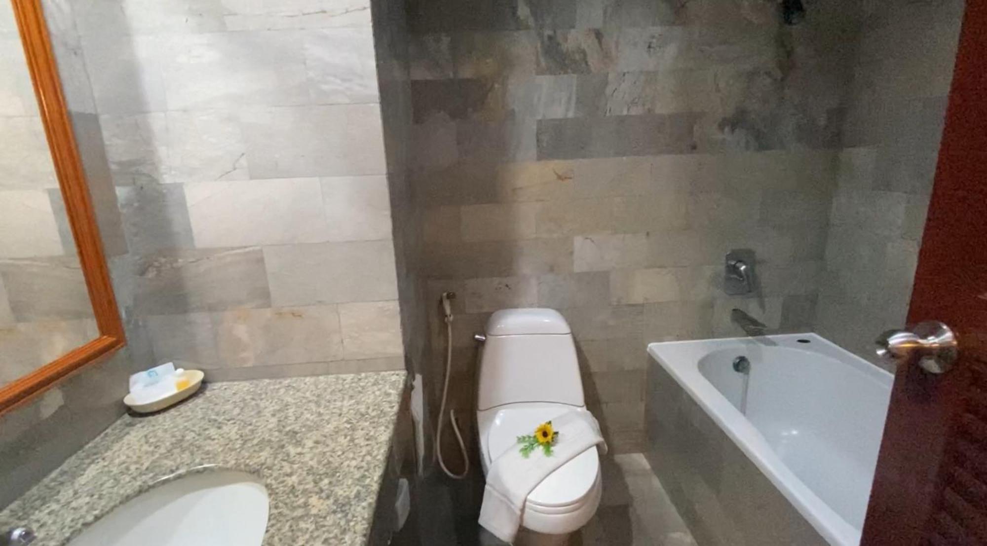 Kata View Guest House Phuket Bagian luar foto